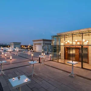 Doubletree By Hilton Topkapi Hotel