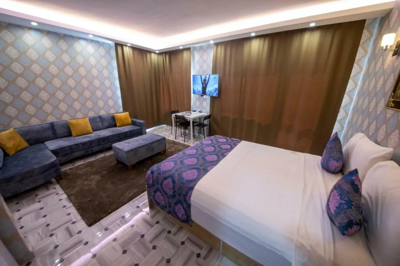 Royal Taksim Suites Istanbul 3*,